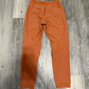 Patagonia Men's Terrebonne Joggers. Salmon color. Size S.